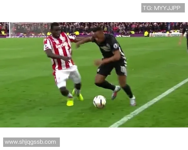 足球场上的踩脚传奇那些被忽视的明星瞬间与精彩瞬间 足球场上的踩脚传奇那些被忽视的明星瞬间与精彩瞬间