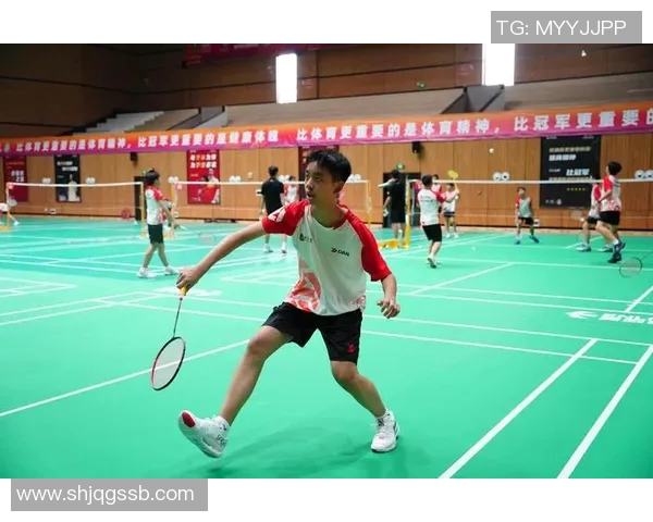 广州羽毛球队速度分析与训练策略探讨助力竞技水平提升 广州羽毛球队速度分析与训练策略探讨助力竞技水平提升