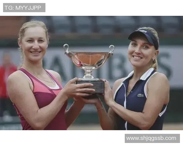 广州羽毛球队崛起之路：从默默无闻到大满贯的辉煌历程